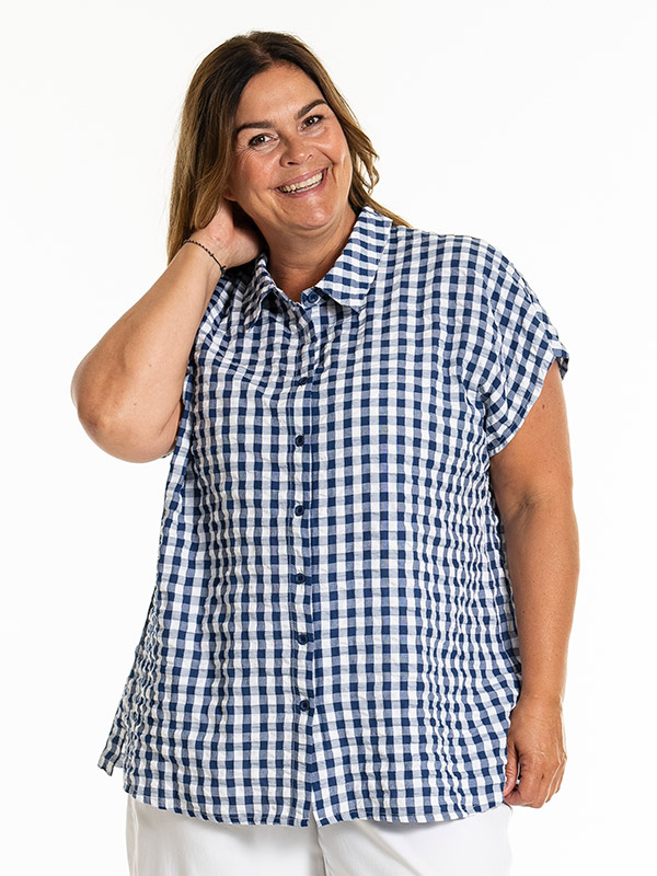 KAISA - Plus Size Skjorta fra Gozzip