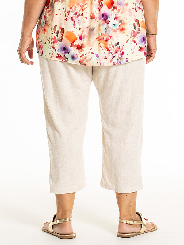 KIANNA - Plus Size Byxor fra Gozzip