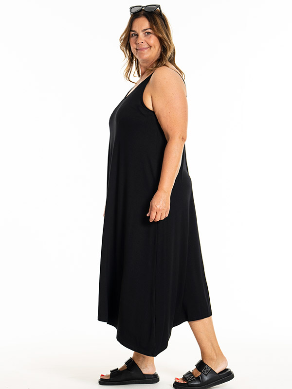 JANIE - Plus Size Klänning fra Gozzip