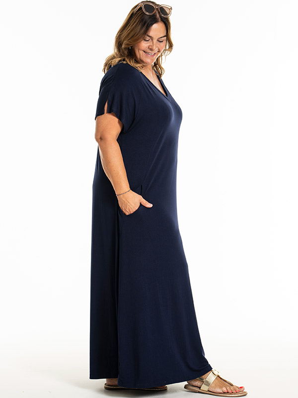 MARGIT - Plus Size Klänning fra Gozzip