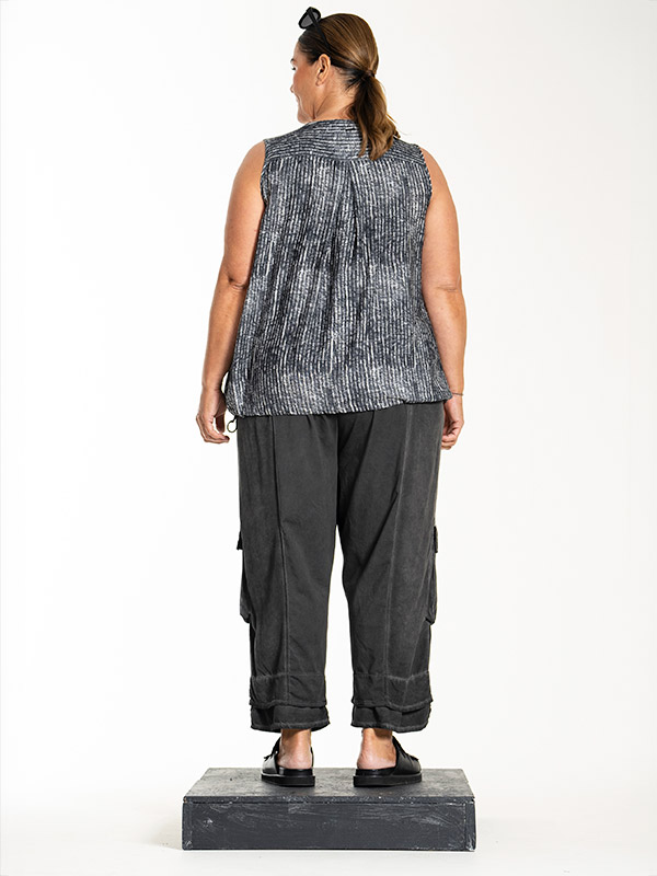 LORENA - Plus Size Top fra Gozzip Black