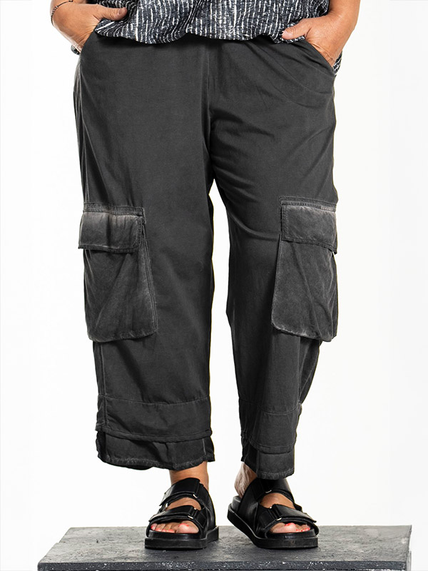 LEANETTE - Plus Size Byxor fra Gozzip Black