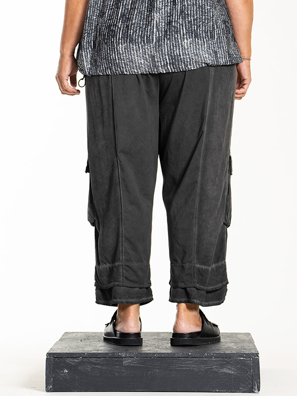 LEANETTE - Plus Size Byxor fra Gozzip Black
