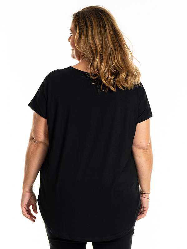 GITTE - Plus Size T-shirt fra Gozzip