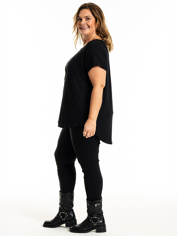 GITTE - Plus Size T-shirt fra Gozzip