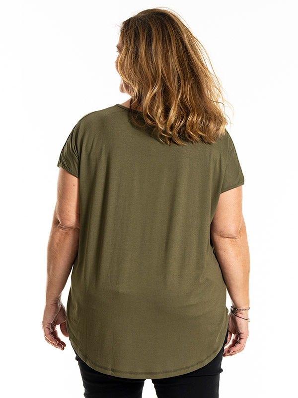 GITTE - Plus Size T-shirt fra Gozzip