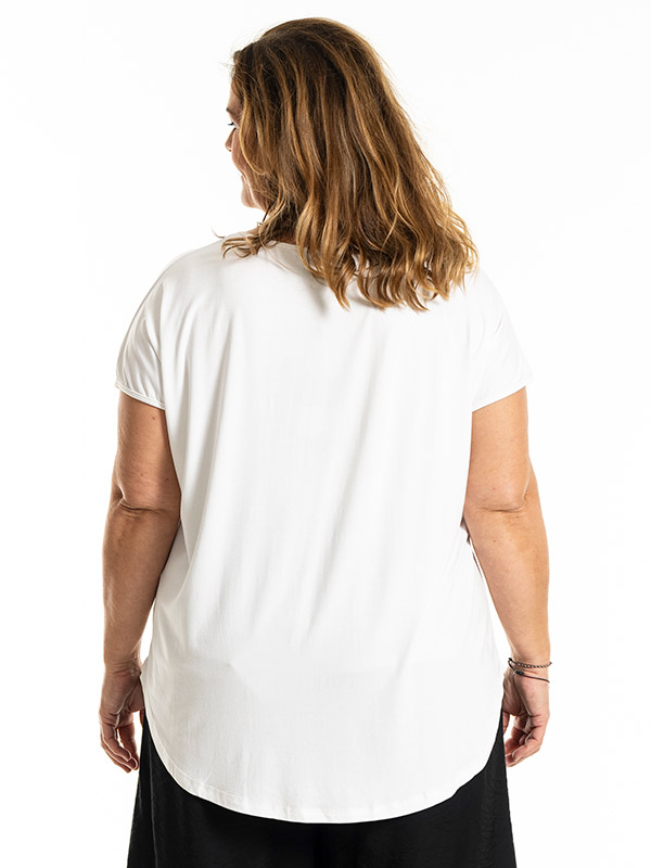 GITTE - Plus Size T-shirt fra Gozzip