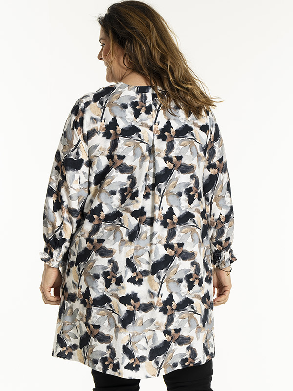 BENTINA - Plus Size Tunika fra Gozzip
