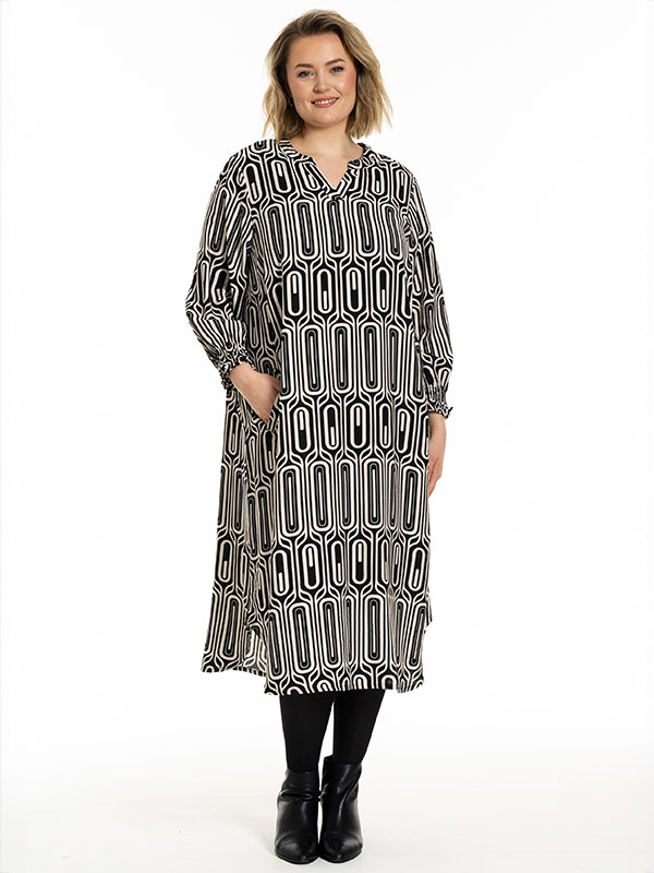 GVALDIS - Plus Size Klänning fra Gozzip