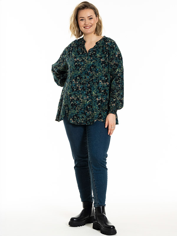 GMALINA - Plus Size Blus fra Gozzip