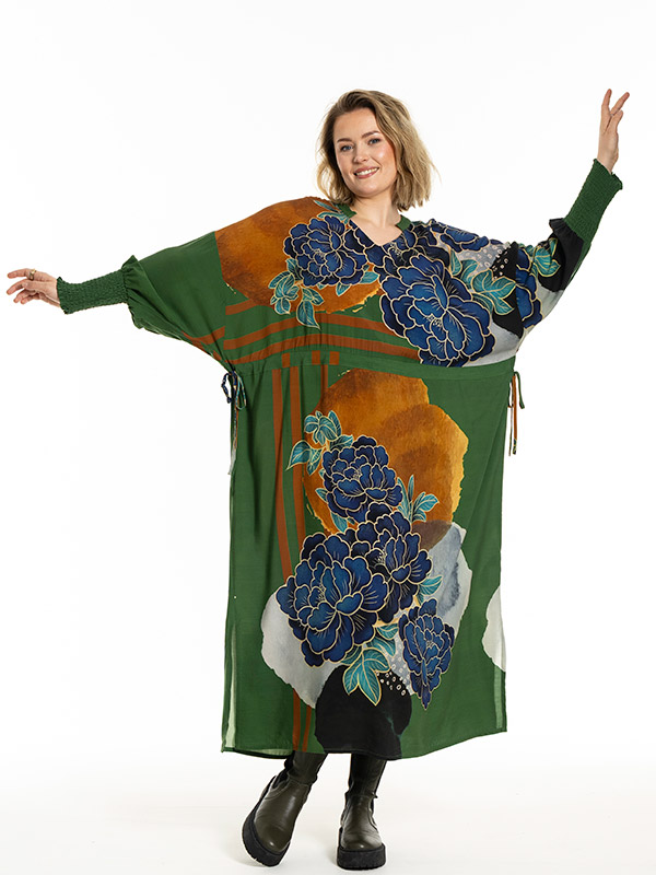 GBIRGITTE - Plus Size Klänning fra Gozzip