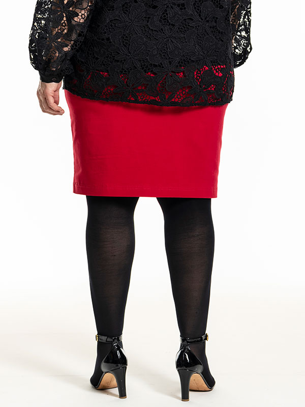 CLARE - Plus Size Kjol fra Gozzip