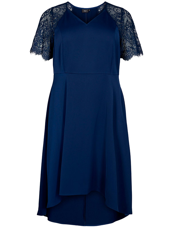 Mörkblå klänning med spetsärmar fra Zizzi