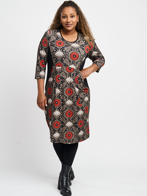 BIANCA - Plus Size Klänning fra Pont Neuf
