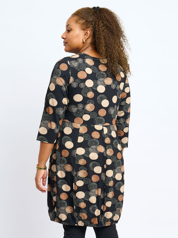 HILDA - Plus Size Klänning fra Pont Neuf