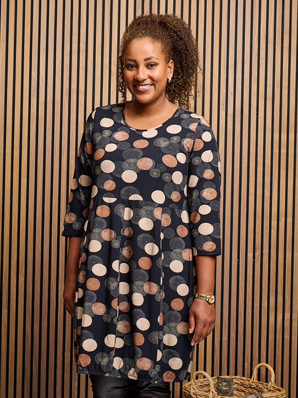 HILDA - Plus Size Klänning fra Pont Neuf