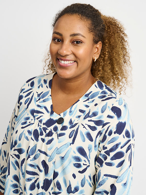 HILMA - Plus Size Blus fra Pont Neuf