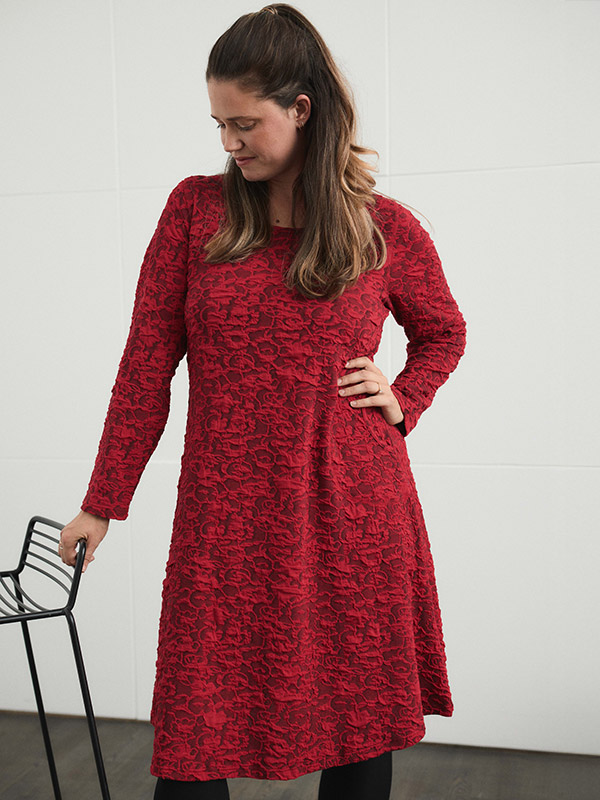 MAICA MIE - Plus Size Klänning fra Pont Neuf