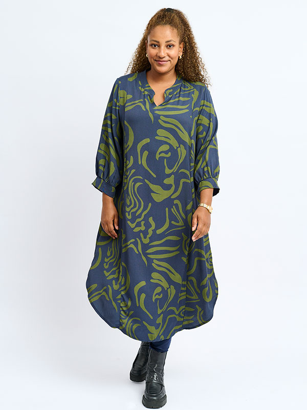 SAMMY - Plus Size Klänning fra Pont Neuf