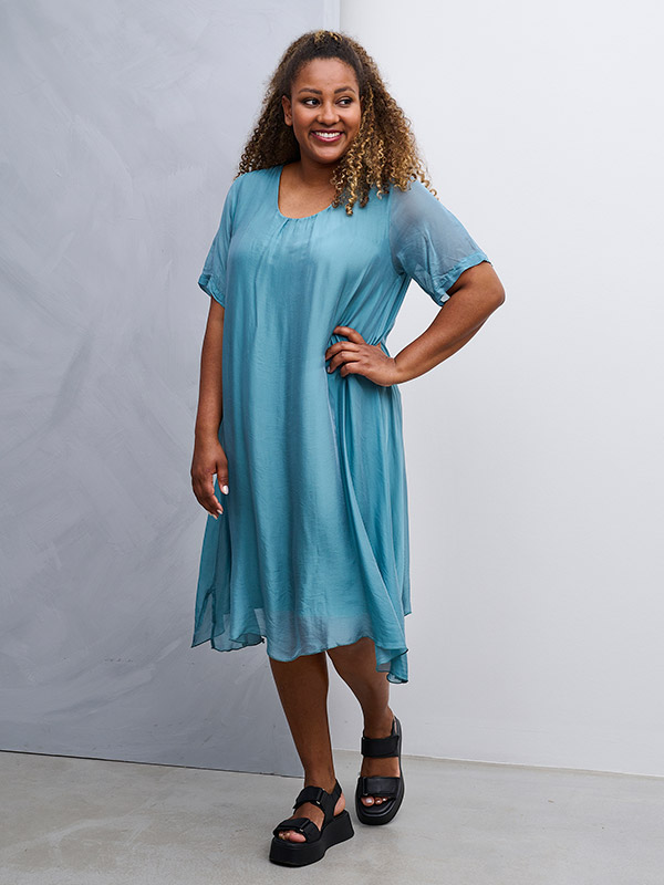 SASA - Plus Size Klänning fra Pont Neuf