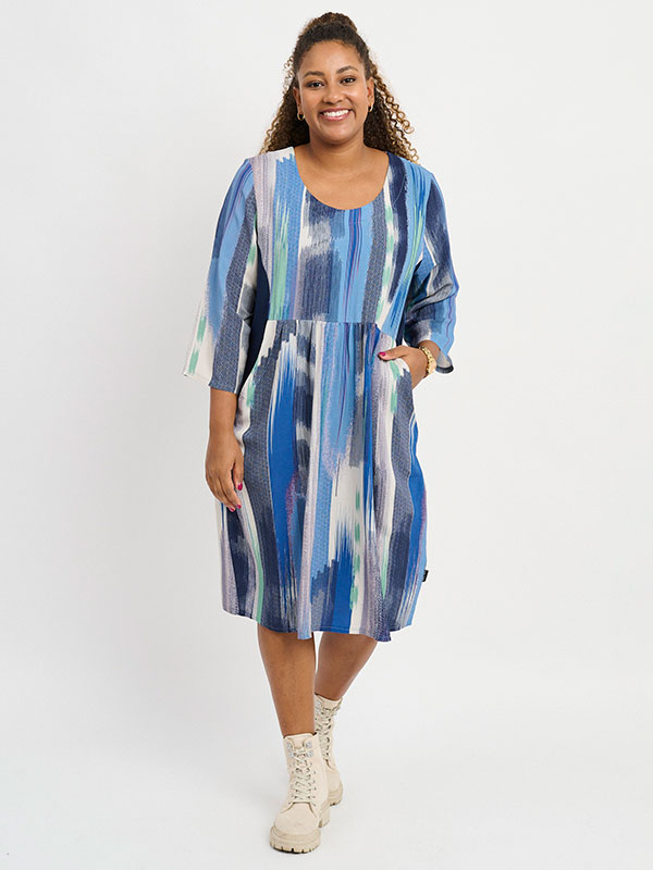 YELLA - Plus Size Klänning fra Pont Neuf