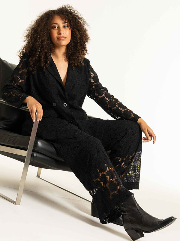 BIRIT - Plus Size Byxor fra Studio