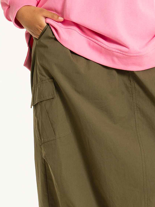 BRIANNA - Plus Size Kjol fra Studio
