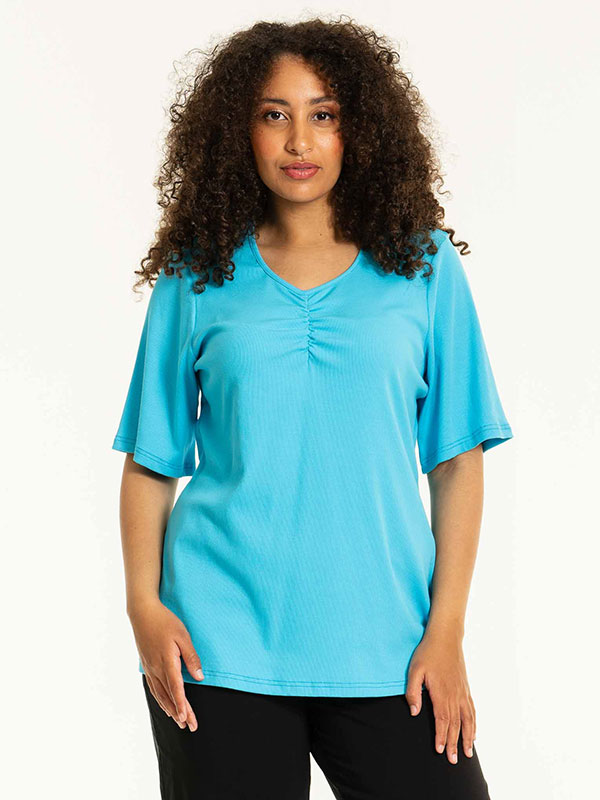 BETRI - Plus Size Blus fra Studio