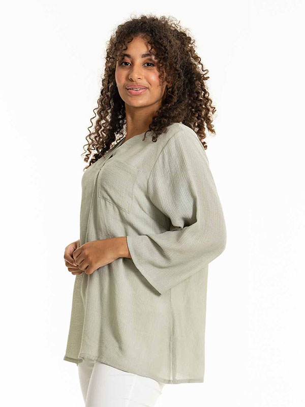 DARJA - Plus Size Blus fra Studio