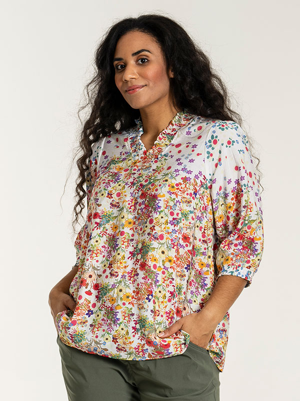FREDERIKKE - Plus Size Blus fra Studio