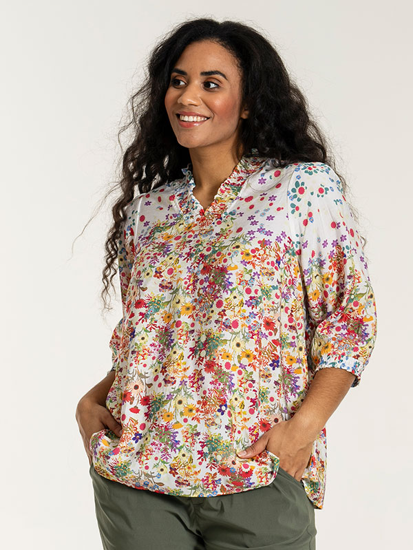 FREDERIKKE - Plus Size Blus fra Studio