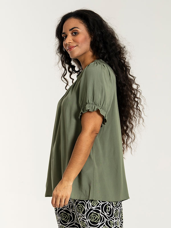 FOZIA - Plus Size Blus fra Studio