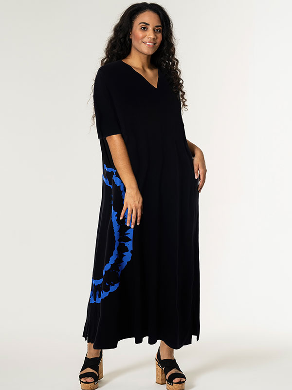 HANA - Plus Size Klänning fra Studio
