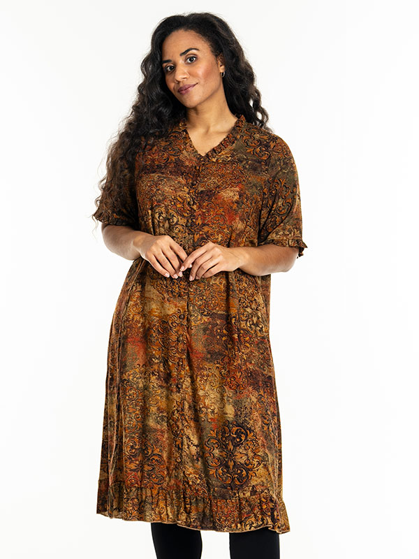 SALLY - Plus Size Klänning fra Studio