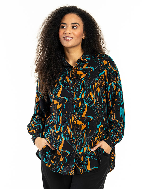 BITTA - Plus Size Skjorta fra Studio