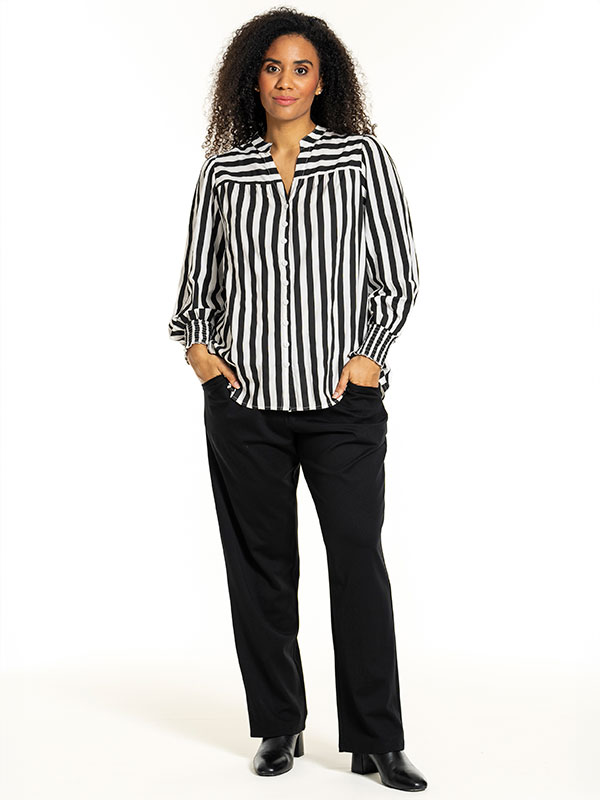 IRKA - Plus Size Skjorta fra Studio