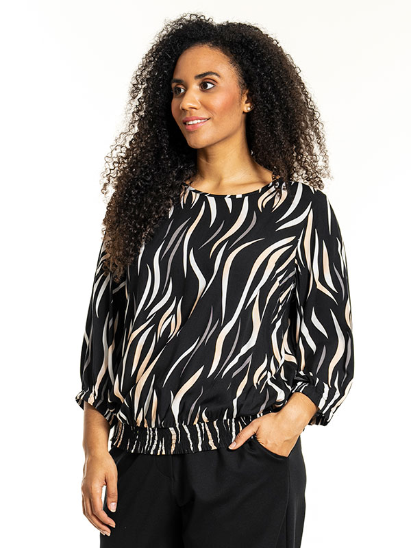 PAMELA - Plus Size Blus fra Studio