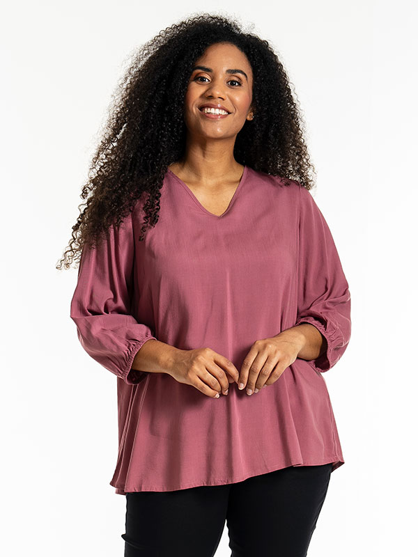 EMMY - Plus Size Blus fra Studio