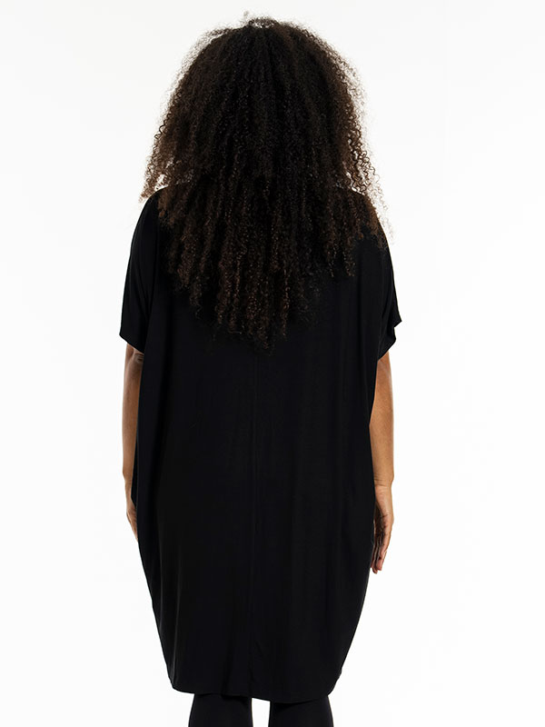 ANE - Plus Size Klänning fra Studio