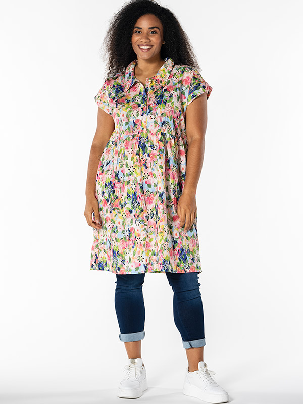 LISE - Plus Size Klänning fra Studio