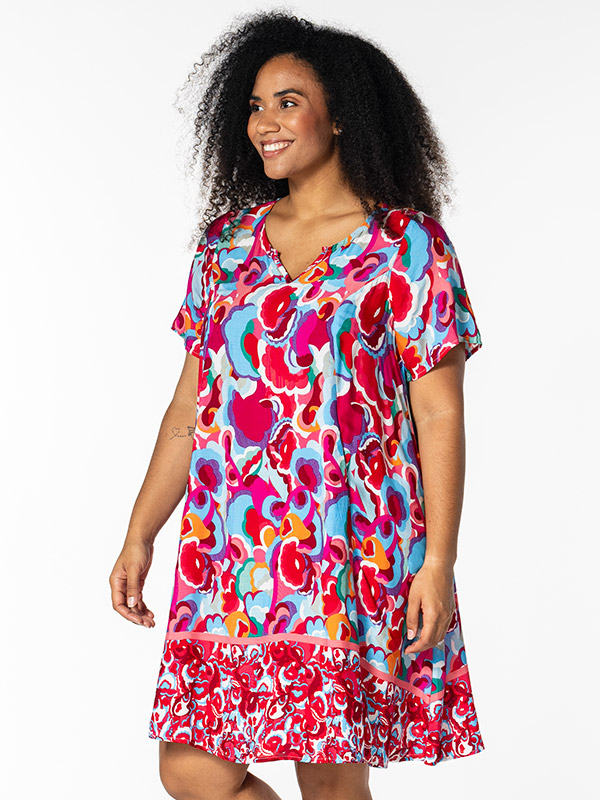 BIRGITTE - Plus Size Klänning fra Studio