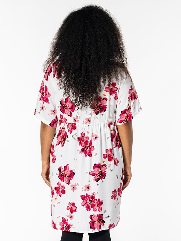 LISE - Plus Size Klänning fra Studio