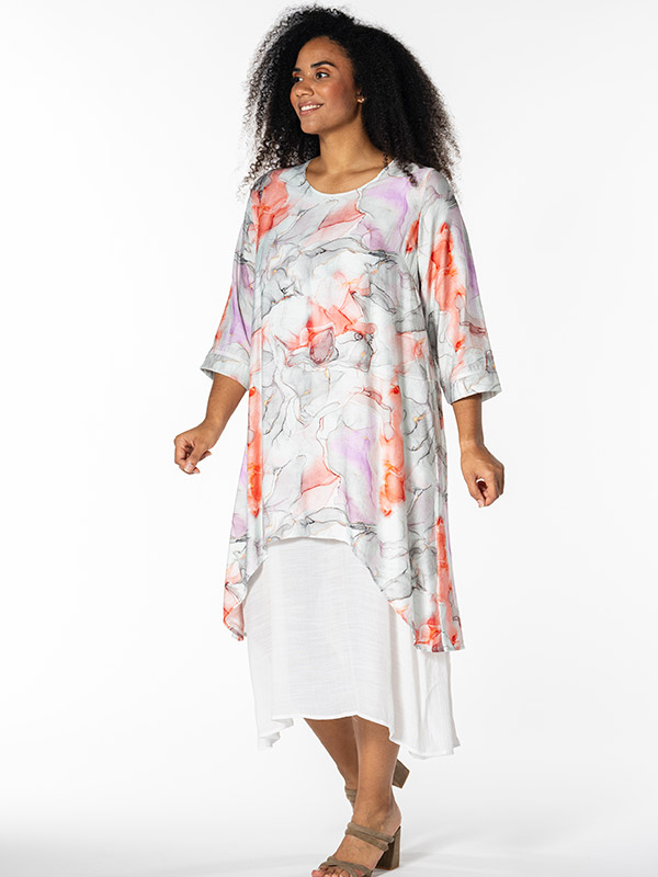 KEBIE - Plus Size Klänning fra Studio