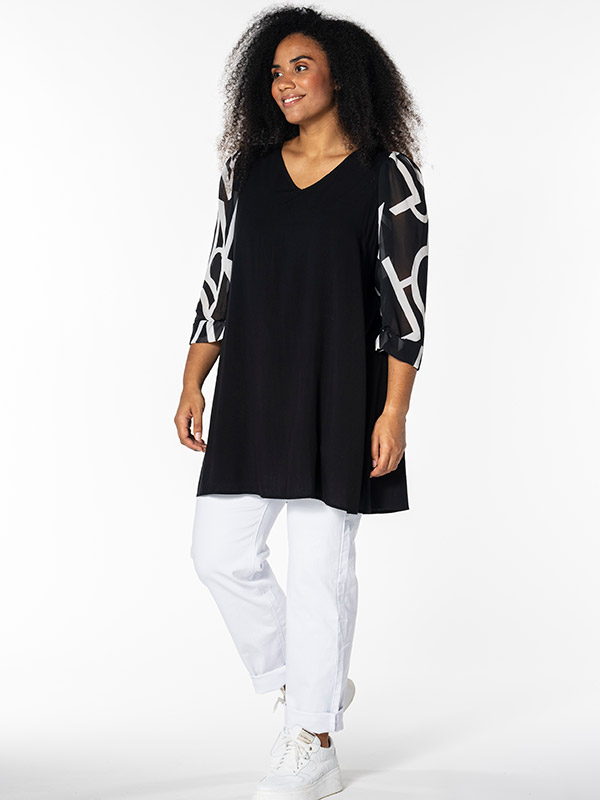 KYRA - Plus Size Tunika fra Studio