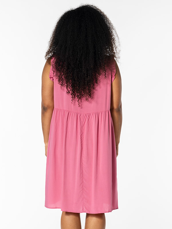 DUSINE - Plus Size Klänning fra Studio