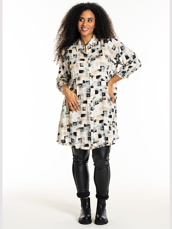 EMILIE - Plus Size Tunika fra Studio