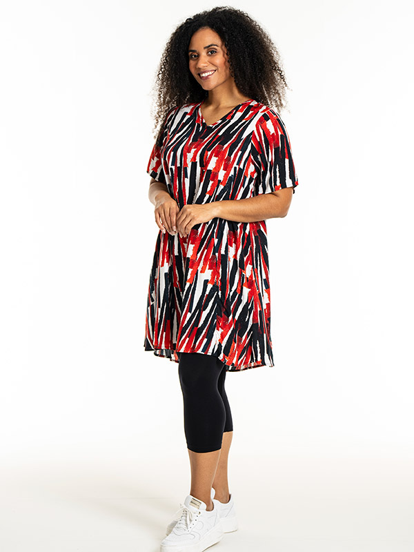 BIRGITTE - Plus Size Klänning fra Studio