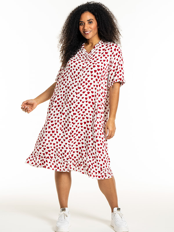 SALLY - Plus Size Klänning fra Studio