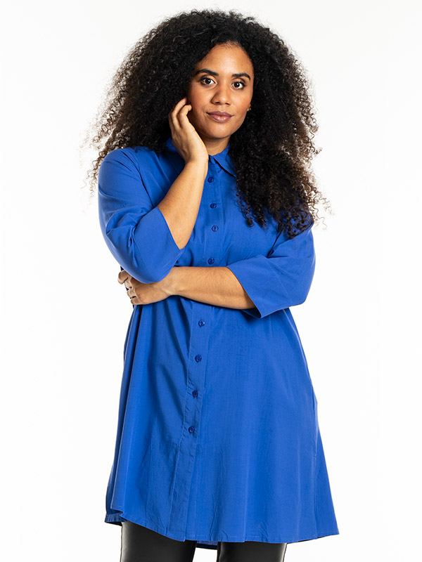 EMILIE - Plus Size Skjorta fra Studio