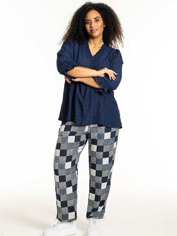 FEODORA - Plus Size Blus fra Studio